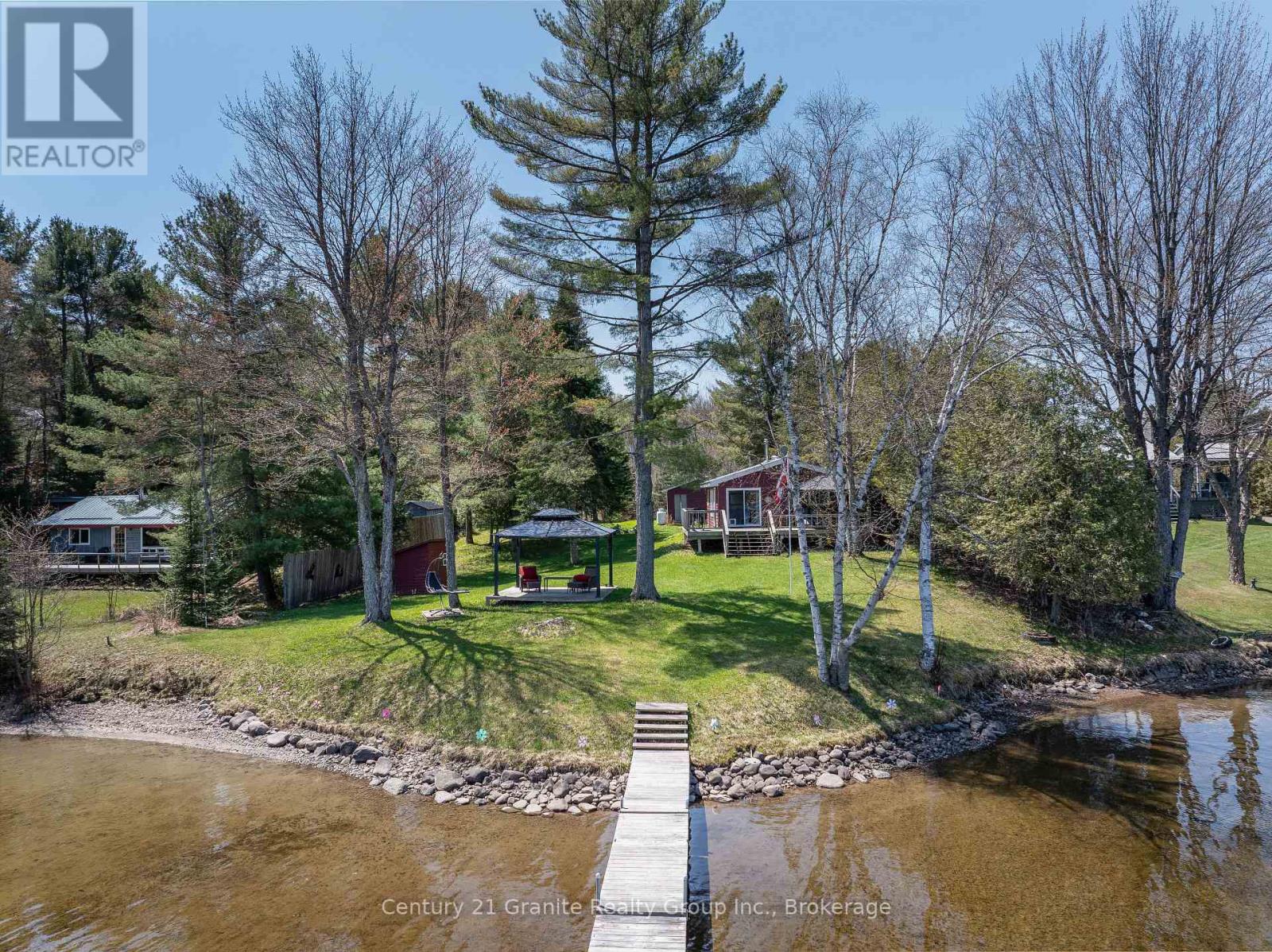 1018 Shamrock Lane, Dysart Et Al, Ontario K0M 1S0 - Photo 33 - X12149601