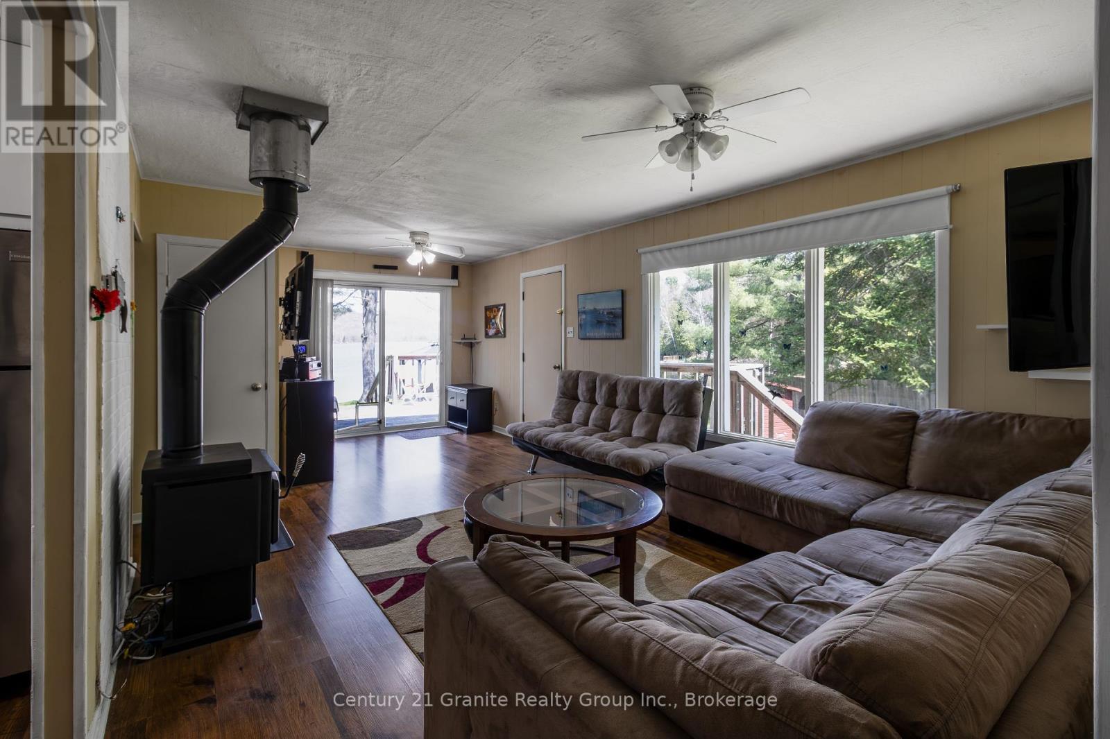 1018 Shamrock Lane, Dysart Et Al, Ontario K0M 1S0 - Photo 6 - X12149601