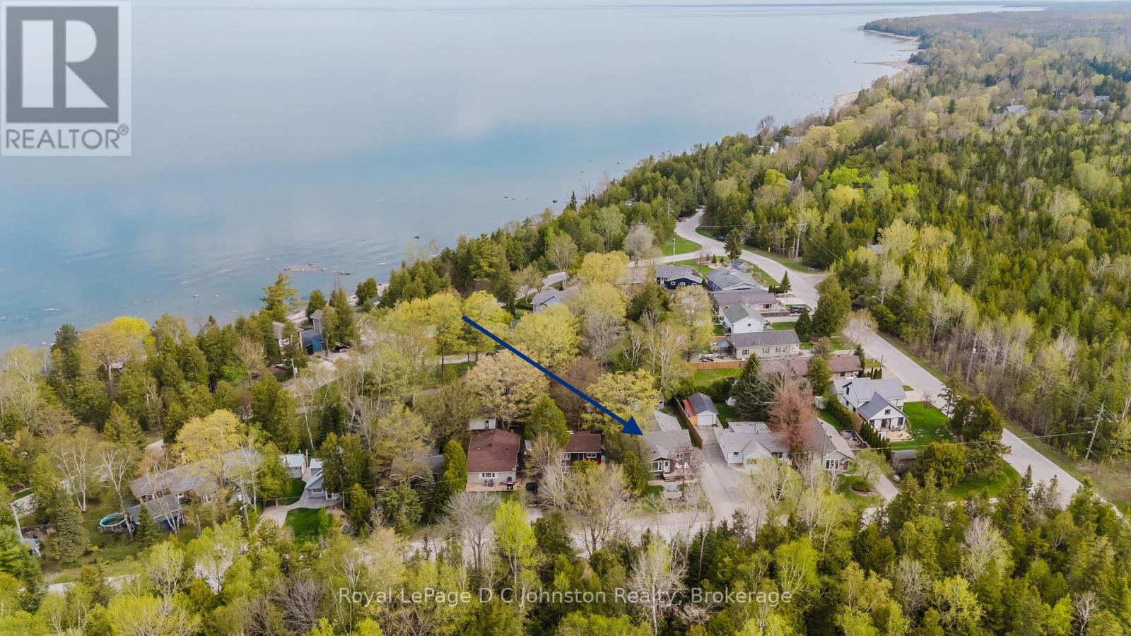 38 Oak Street, Saugeen Shores, Ontario  N0H 2L0 - Photo 14 - X12149611