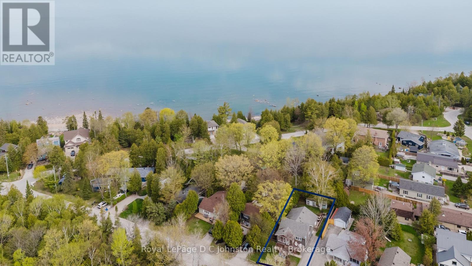 38 Oak Street, Saugeen Shores, Ontario  N0H 2L0 - Photo 16 - X12149611