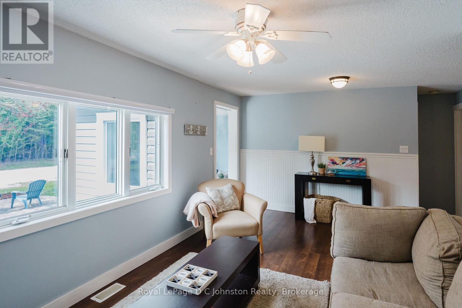 38 Oak Street, Saugeen Shores, Ontario  N0H 2L0 - Photo 25 - X12149611