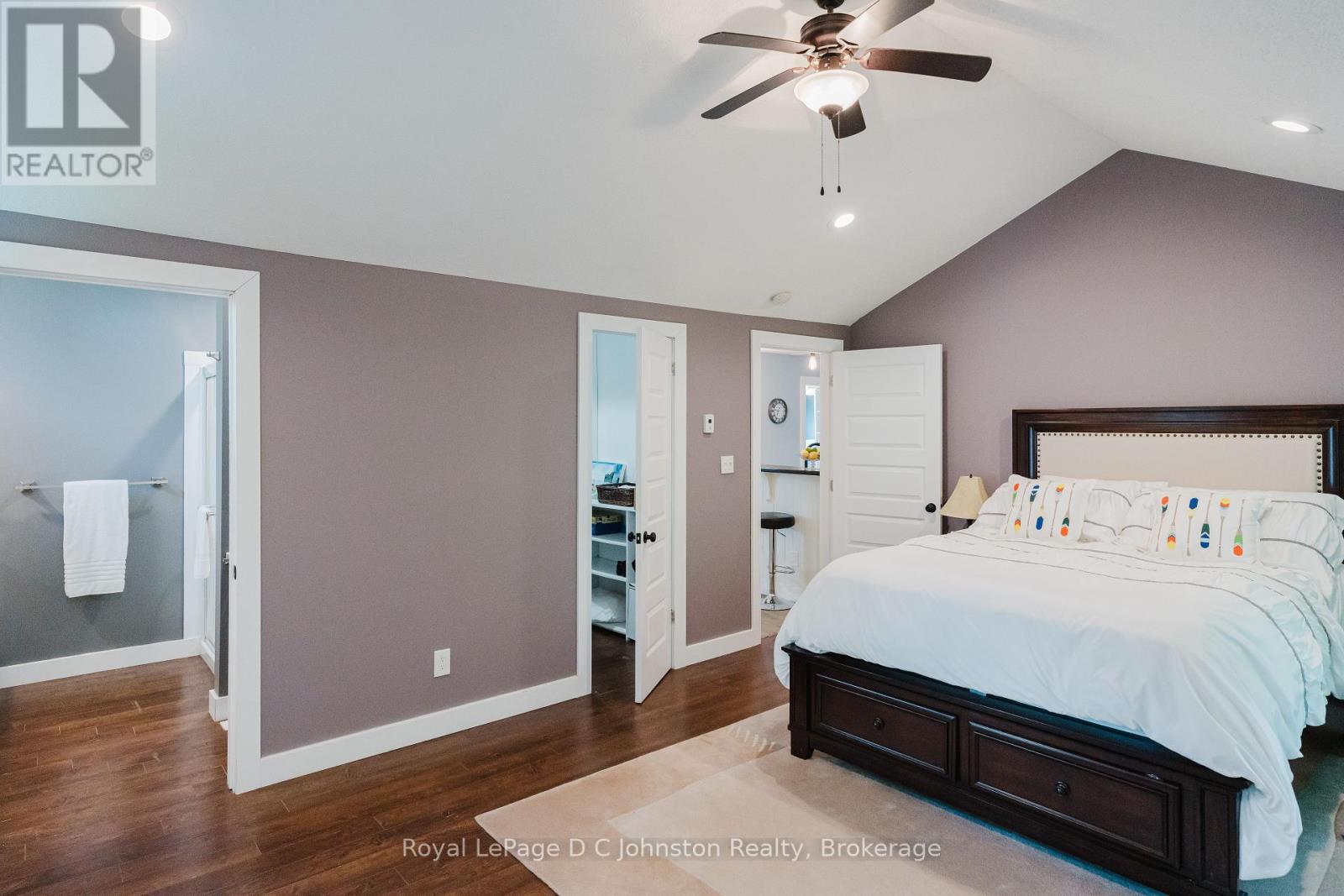 38 Oak Street, Saugeen Shores, Ontario  N0H 2L0 - Photo 32 - X12149611