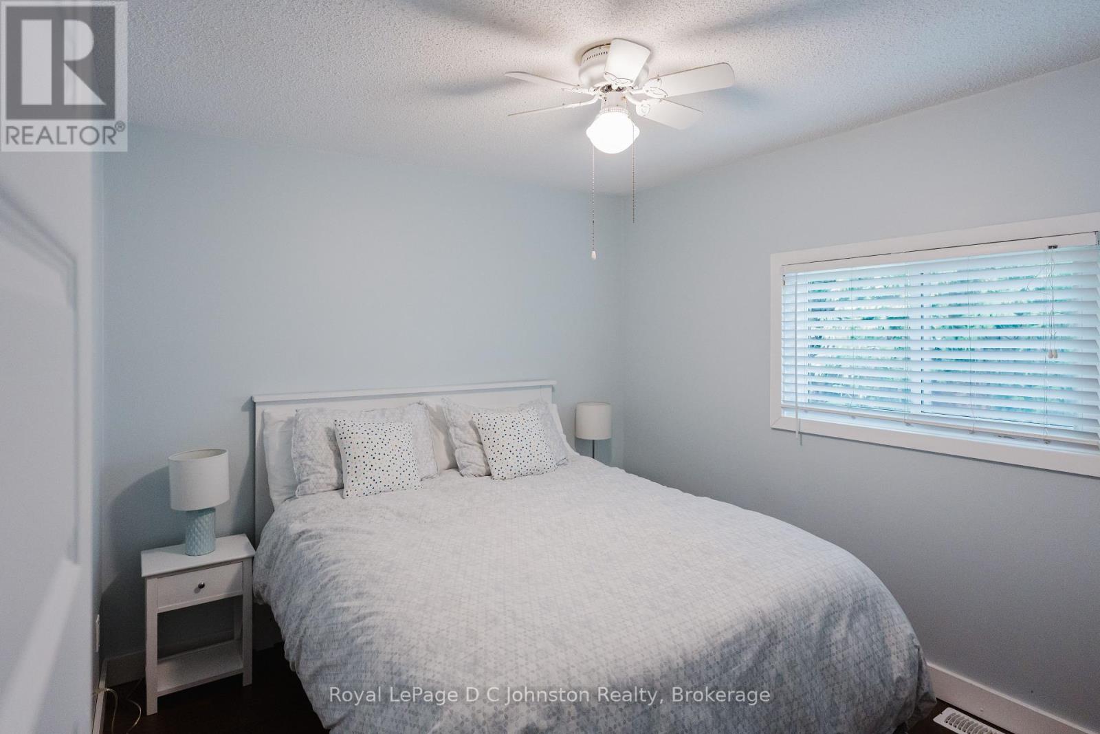 38 Oak Street, Saugeen Shores, Ontario  N0H 2L0 - Photo 33 - X12149611