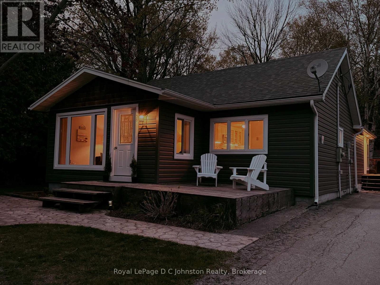 38 Oak Street, Saugeen Shores, Ontario  N0H 2L0 - Photo 39 - X12149611