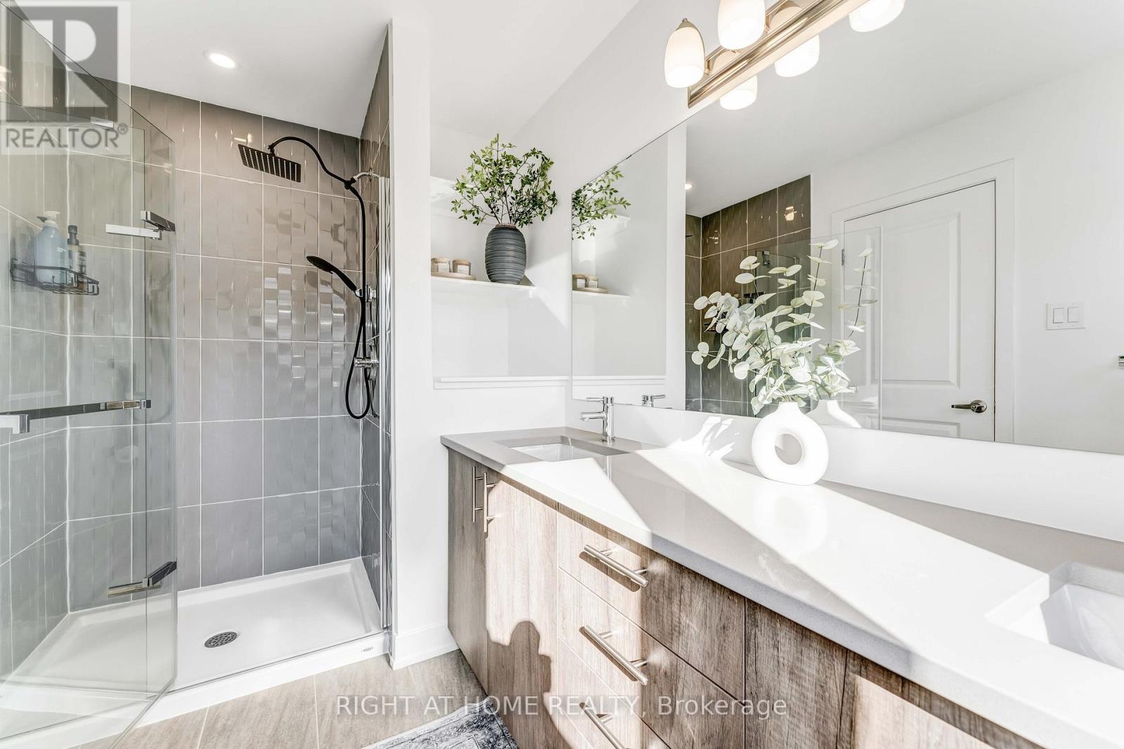 623 Rathburn Lane, Ottawa, Ontario  K1T 0V7 - Photo 23 - X12149566