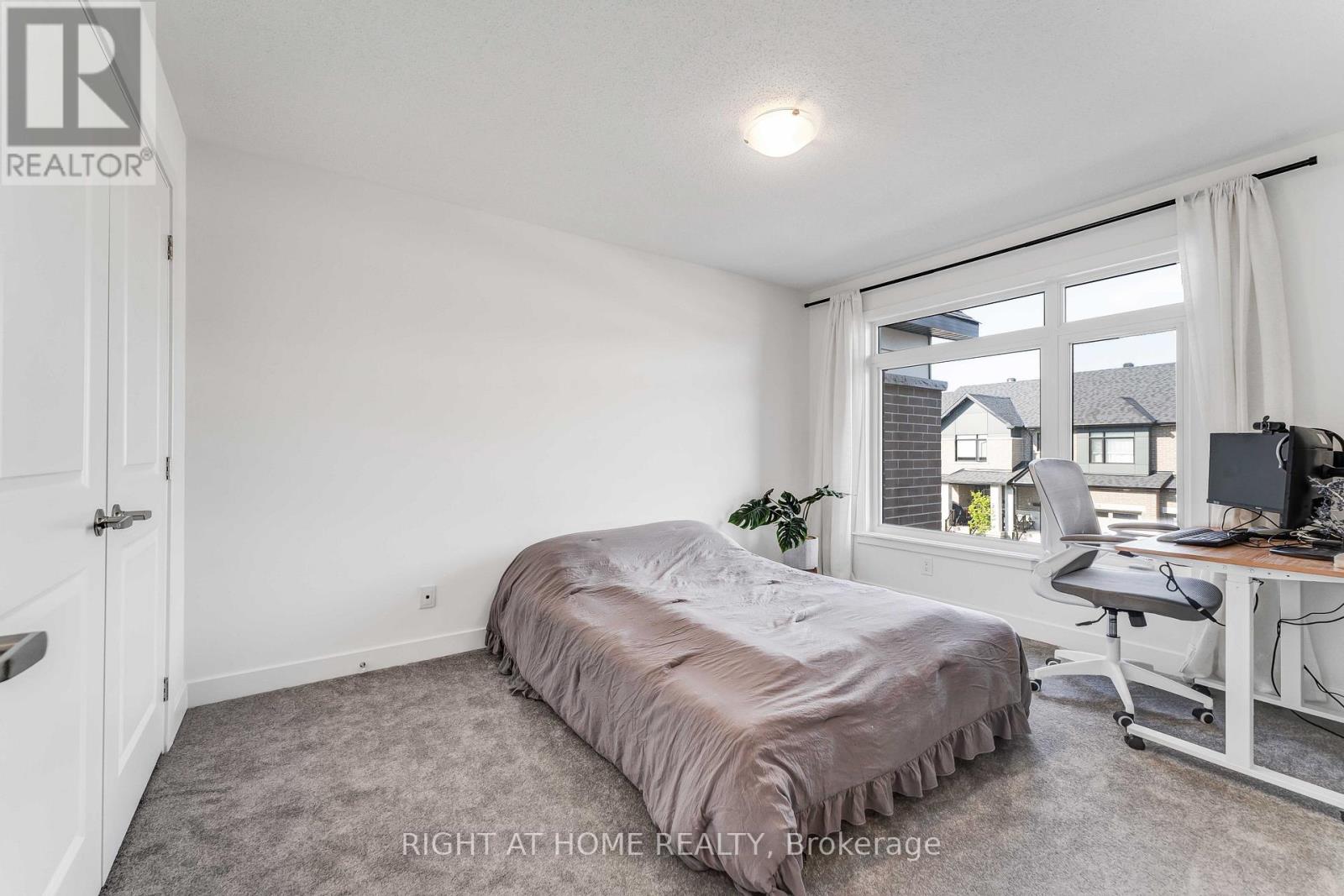 623 Rathburn Lane, Ottawa, Ontario  K1T 0V7 - Photo 24 - X12149566