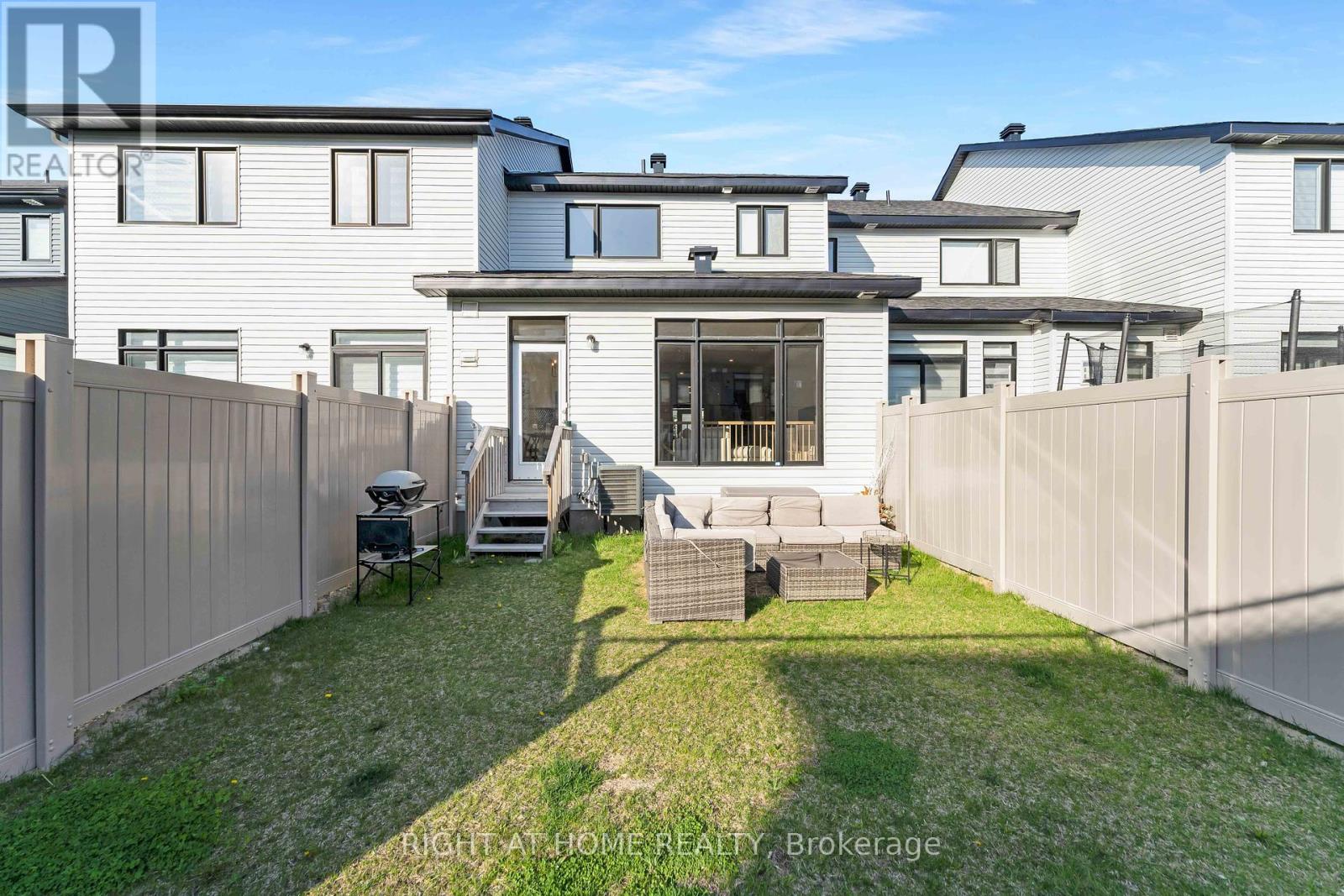 623 Rathburn Lane, Ottawa, Ontario  K1T 0V7 - Photo 31 - X12149566