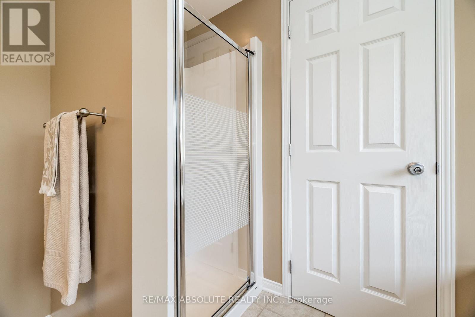 400 Evenwood Pvt, Ottawa, Ontario  K2J 0E5 - Photo 15 - X12149582