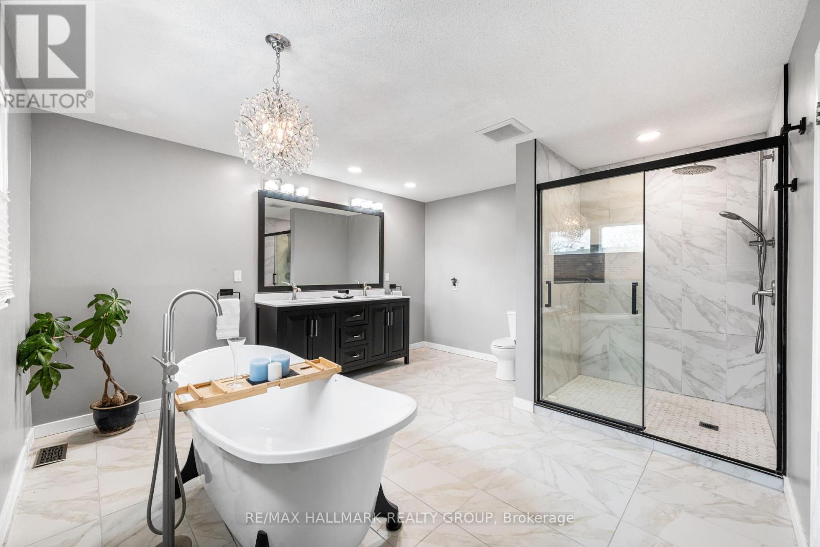 1450 Charlebois Avenue, Ottawa, Ontario  K1E 3W5 - Photo 22 - X12149612