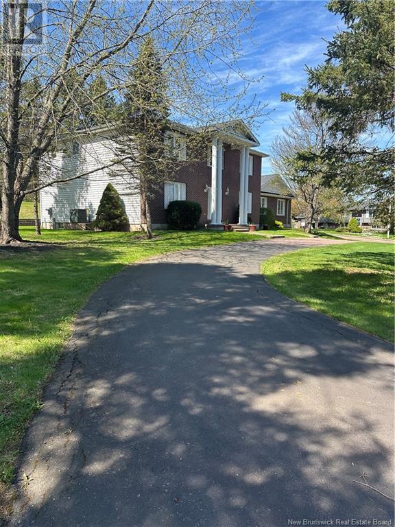 Property at 20 Spruce Grove Boulevard image 3