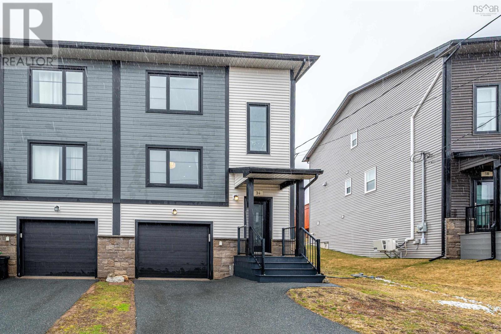 Property at 34 Titanium Crescent image 2
