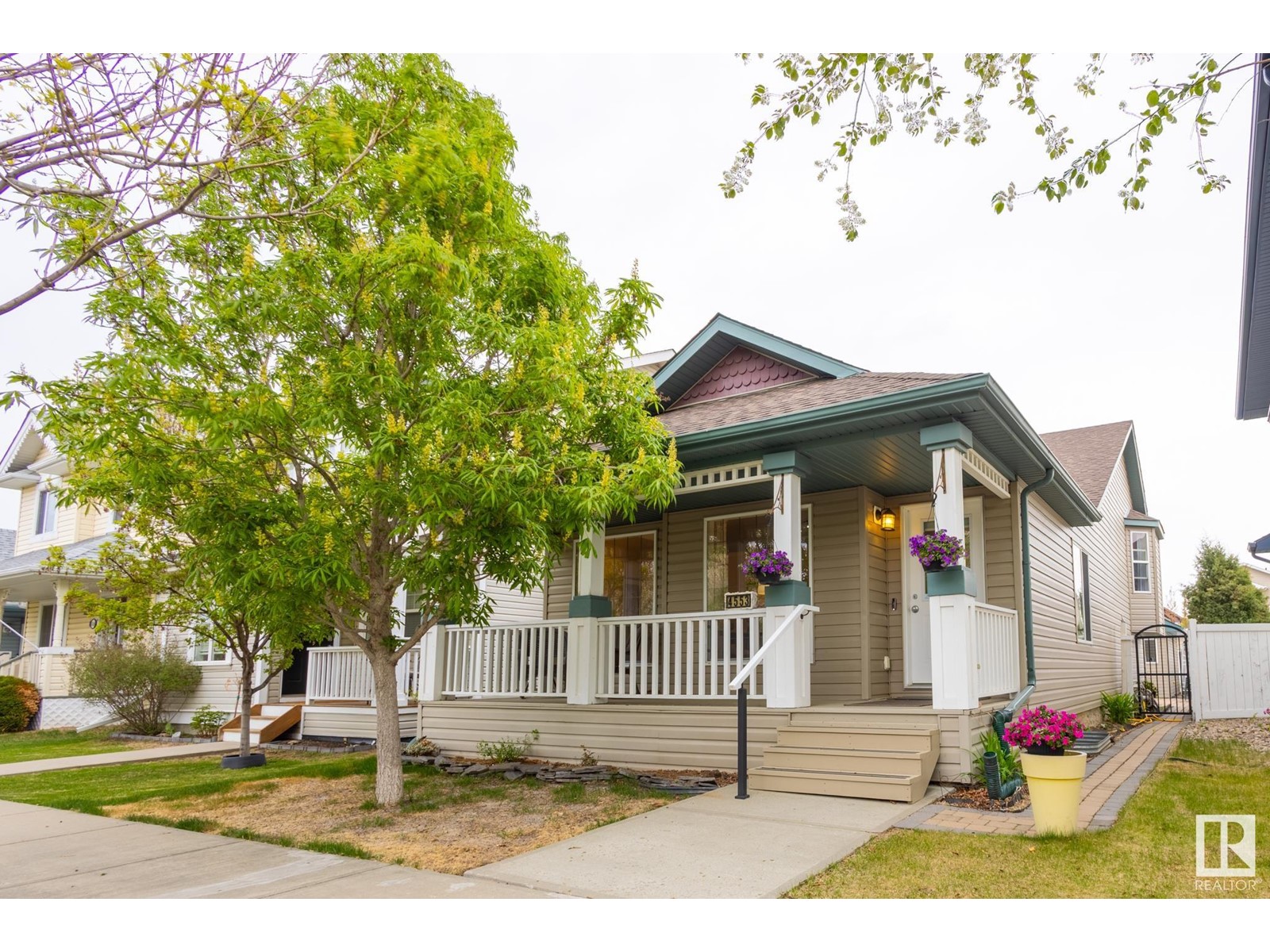 4553 TURNER SQUARE SQ NW, edmonton, Alberta