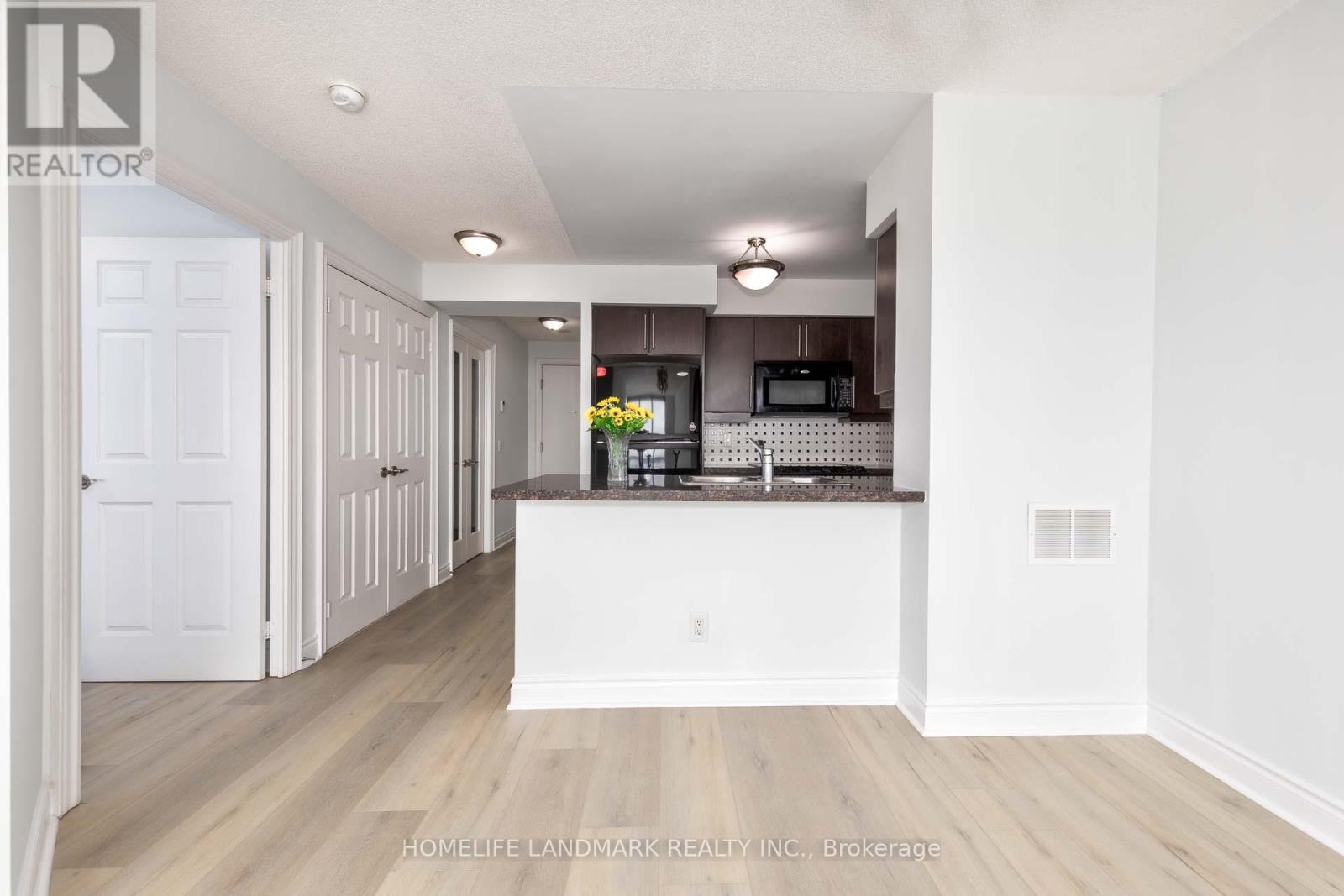 2316 - 25 Greenview Avenue, Toronto, Ontario  M2M 0A5 - Photo 10 - C12149580