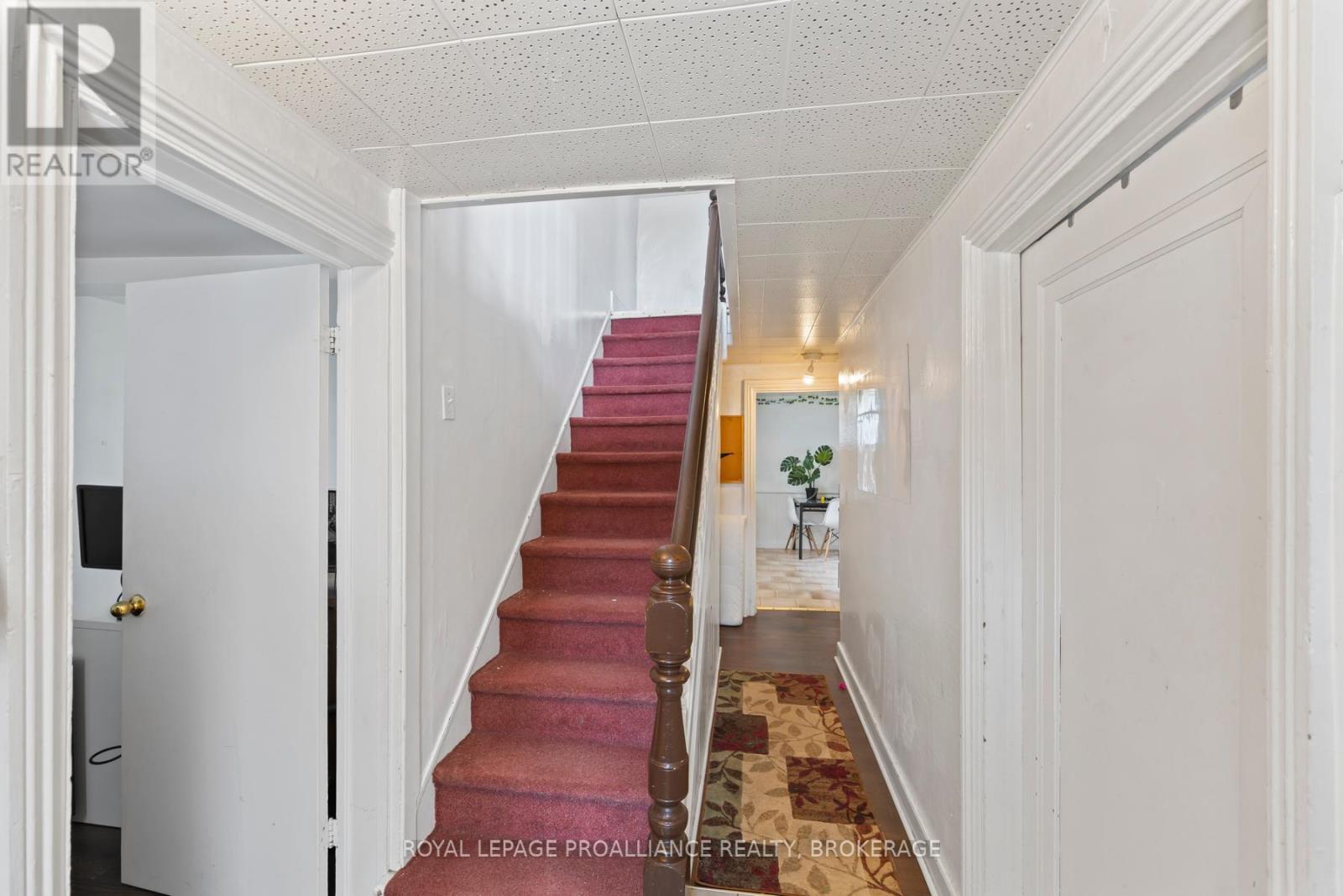 261 William Street, Kingston (Central City East), Ontario  K7L 2E5 - Photo 9 - X12149652