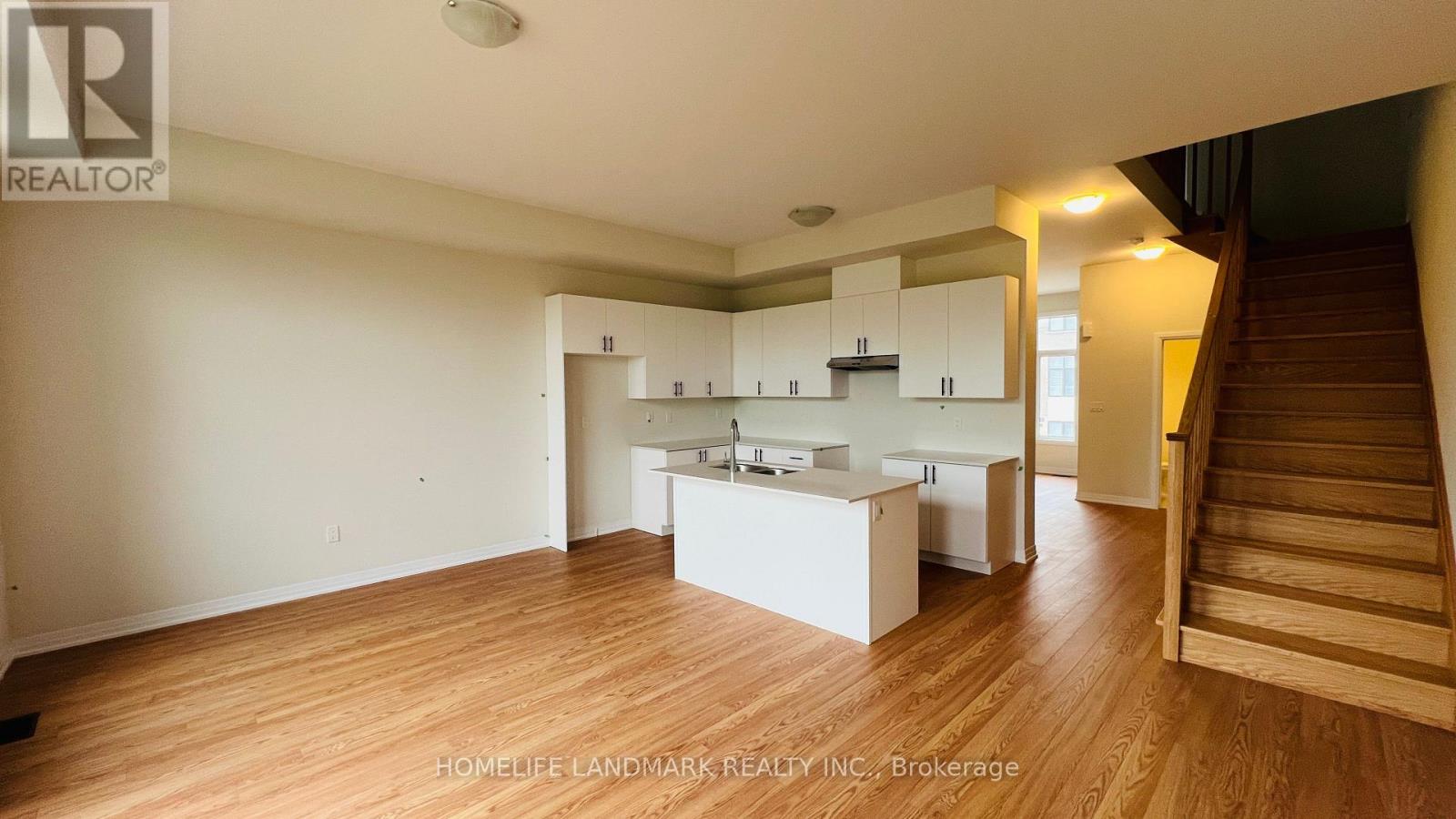16 George Bales Lane, Richmond Hill, Ontario  L4S 0P9 - Photo 6 - N12149600