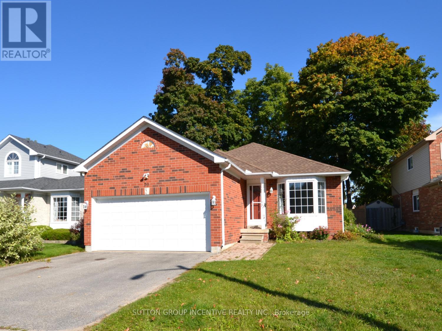 26 INGRAM COURT, Barrie, Ontario