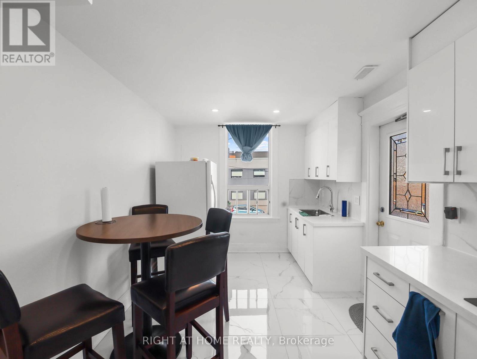84 - 86 John Street S, Hamilton, Ontario  L8N 2C1 - Photo 11 - X12149586