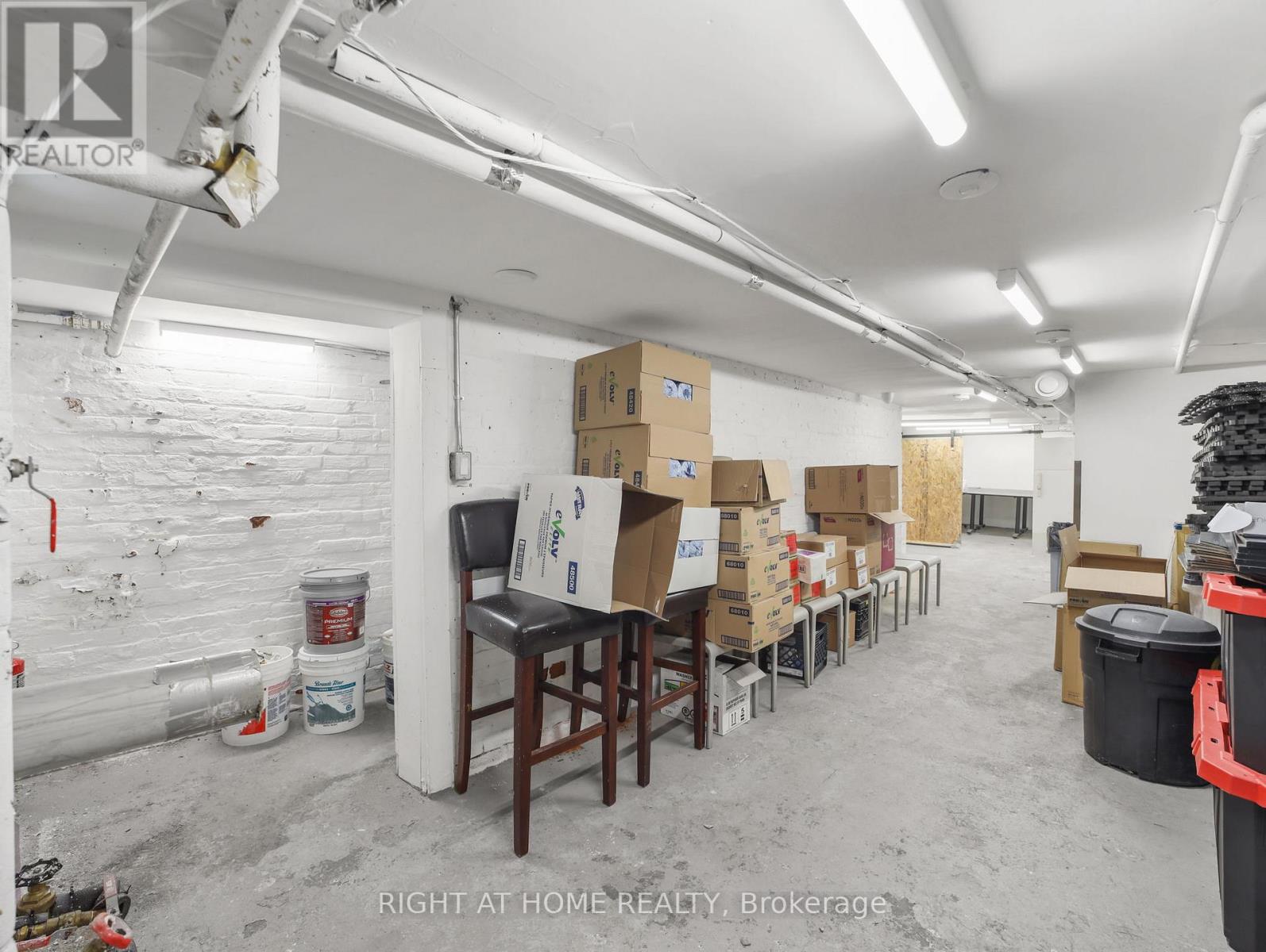 84 - 86 John Street S, Hamilton, Ontario  L8N 2C1 - Photo 8 - X12149586