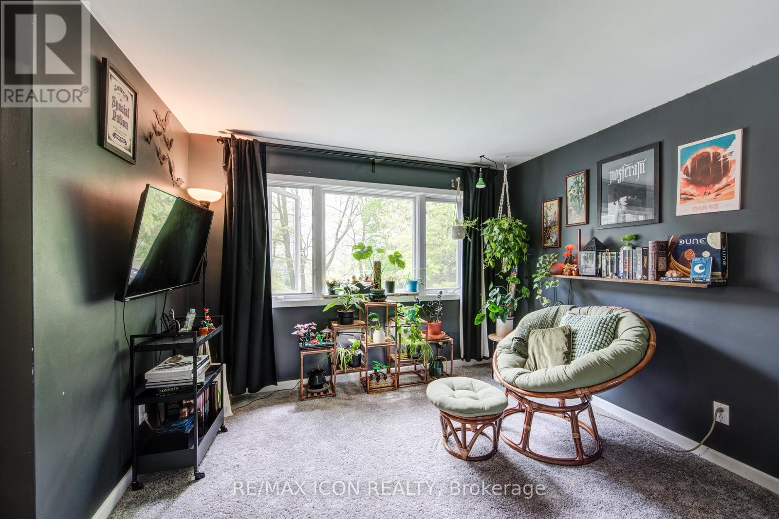 62 Maple Avenue, Hamilton, Ontario  L9H 4W4 - Photo 22 - X12149619