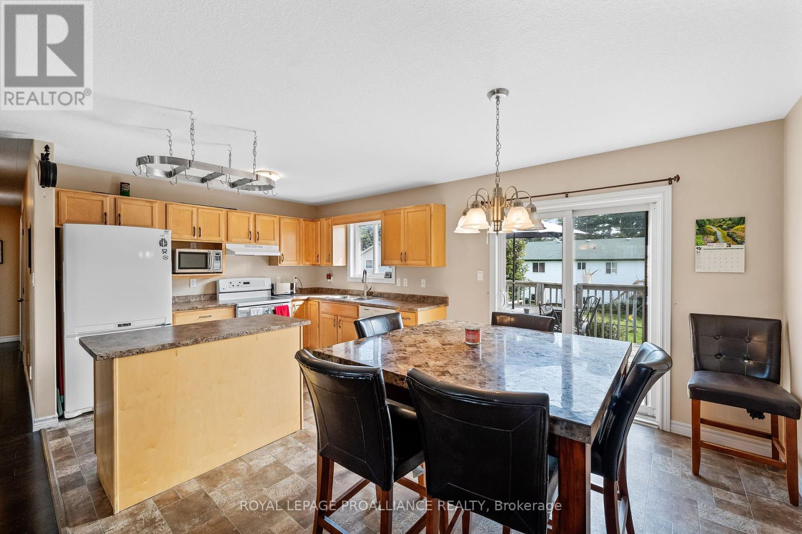 4 Beacon Drive, Brighton, Ontario  K0K 1H0 - Photo 10 - X12149632