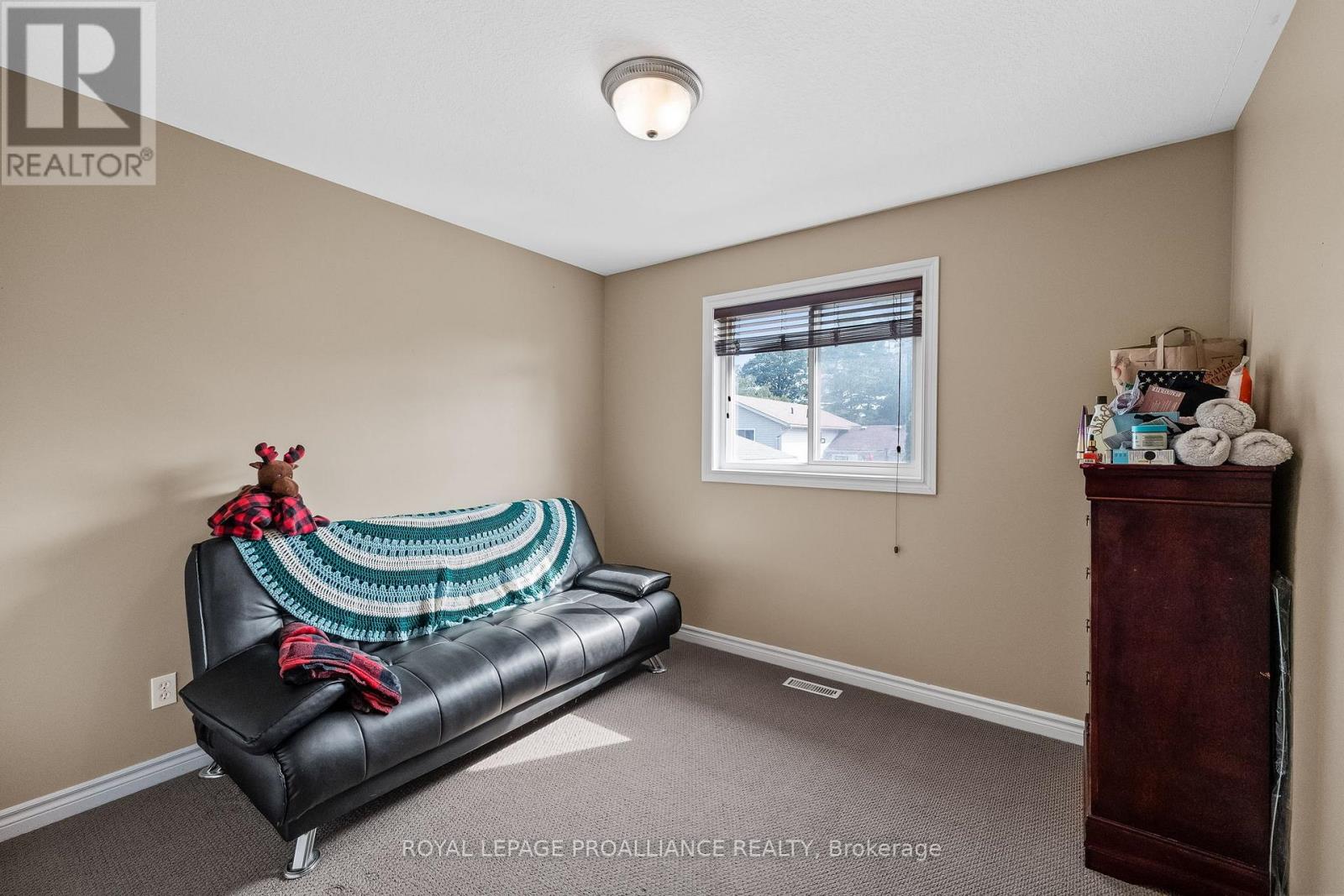 4 Beacon Drive, Brighton, Ontario  K0K 1H0 - Photo 12 - X12149632