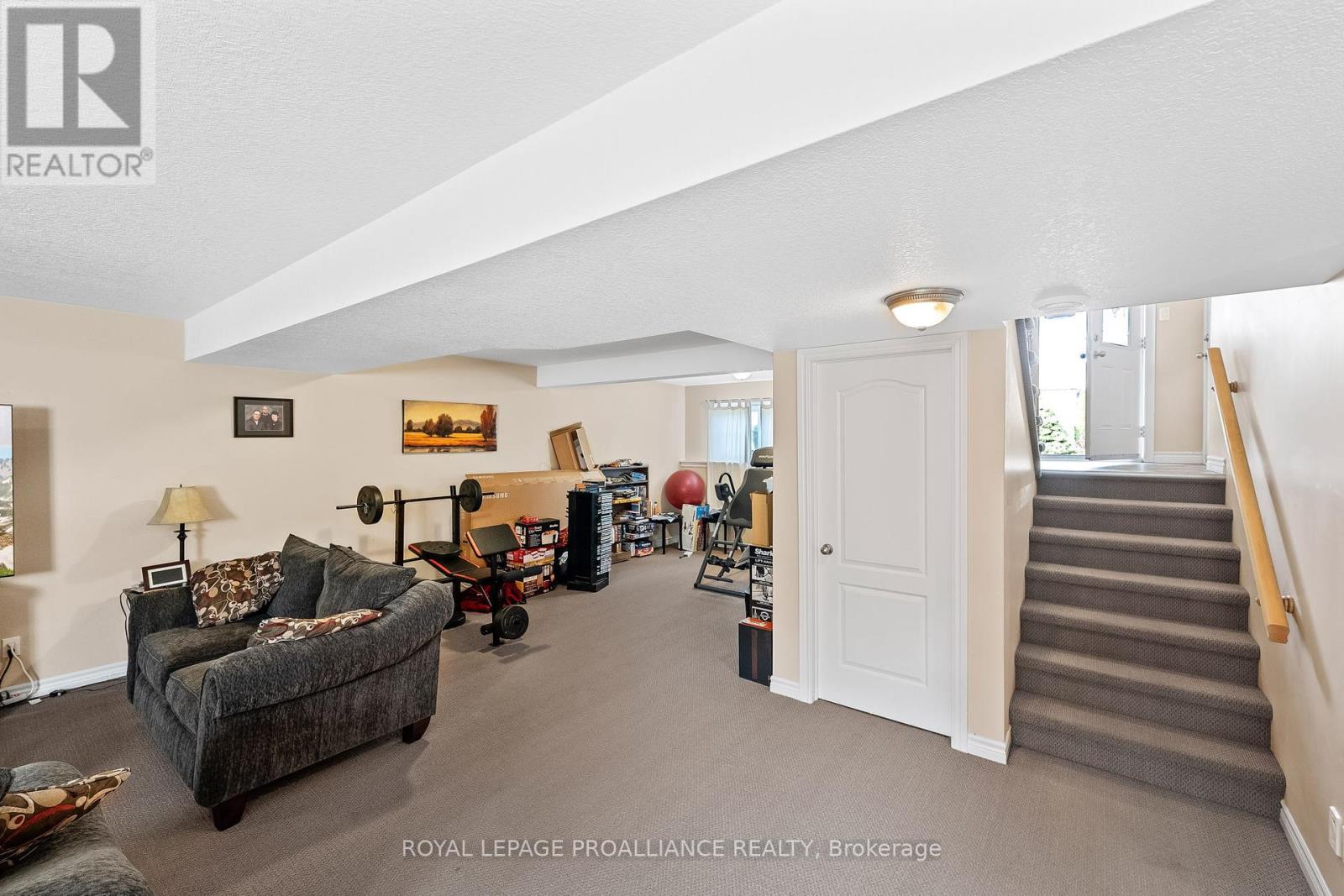 4 Beacon Drive, Brighton, Ontario  K0K 1H0 - Photo 14 - X12149632