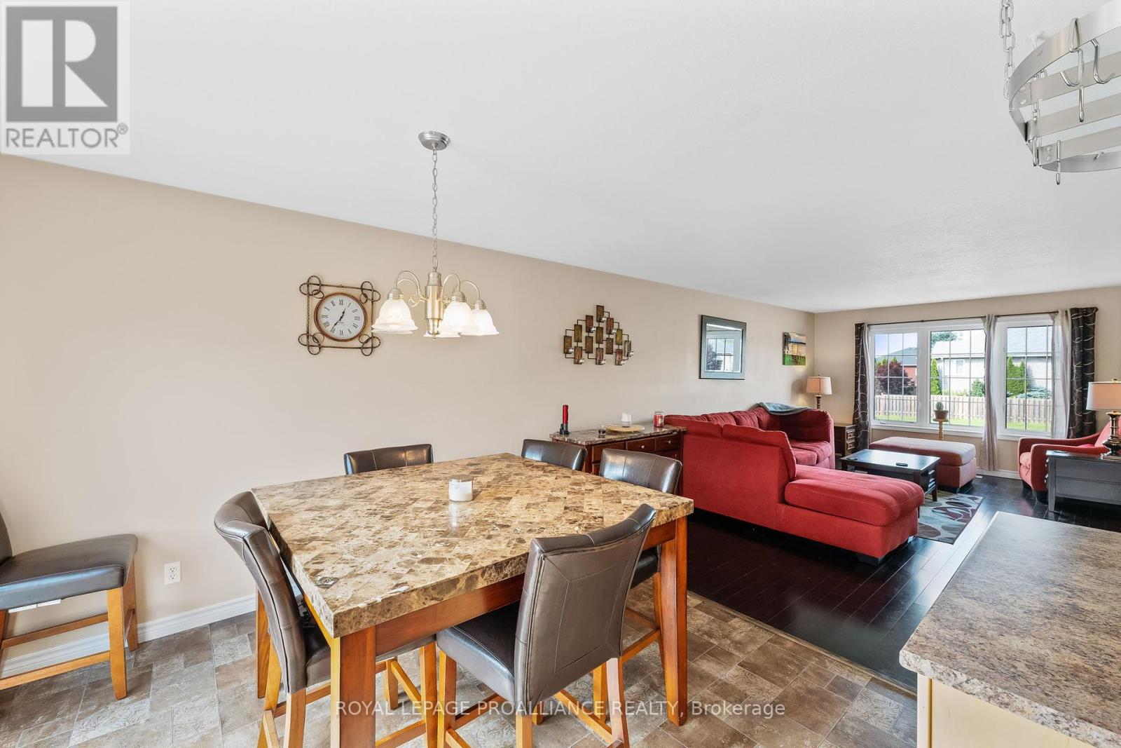 4 Beacon Drive, Brighton, Ontario  K0K 1H0 - Photo 9 - X12149632
