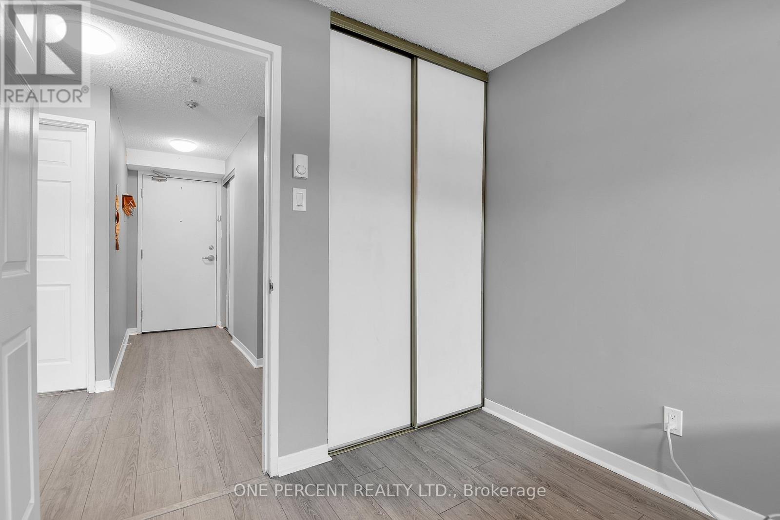 204 - 1440 Heron Road, Ottawa, Ontario  K1V 0X2 - Photo 25 - X12149647