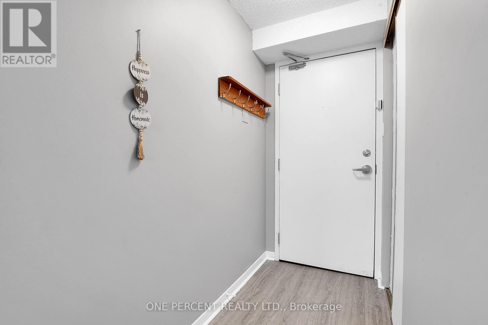 204 - 1440 Heron Road, Ottawa, Ontario  K1V 0X2 - Photo 6 - X12149647