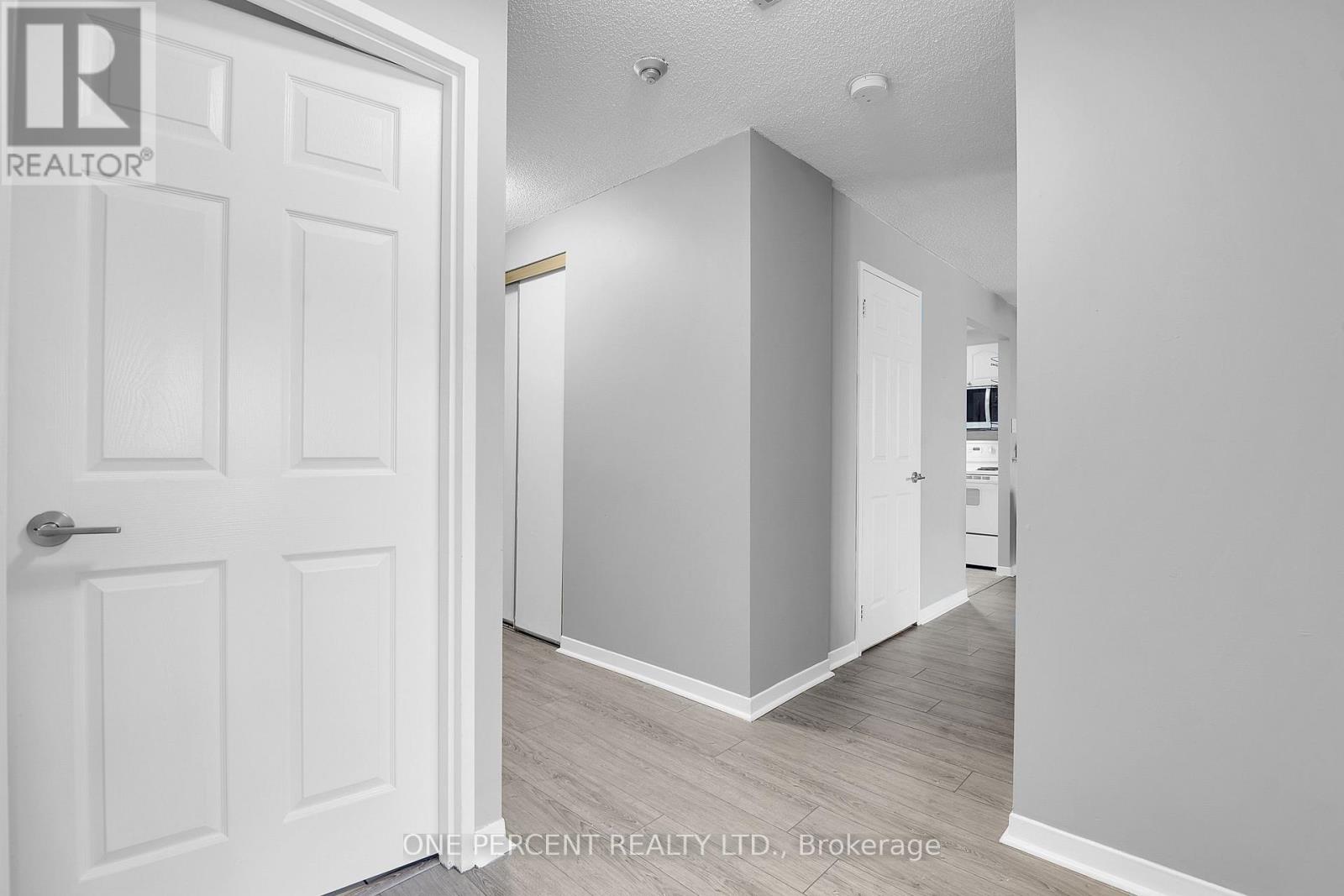 204 - 1440 Heron Road, Ottawa, Ontario  K1V 0X2 - Photo 7 - X12149647