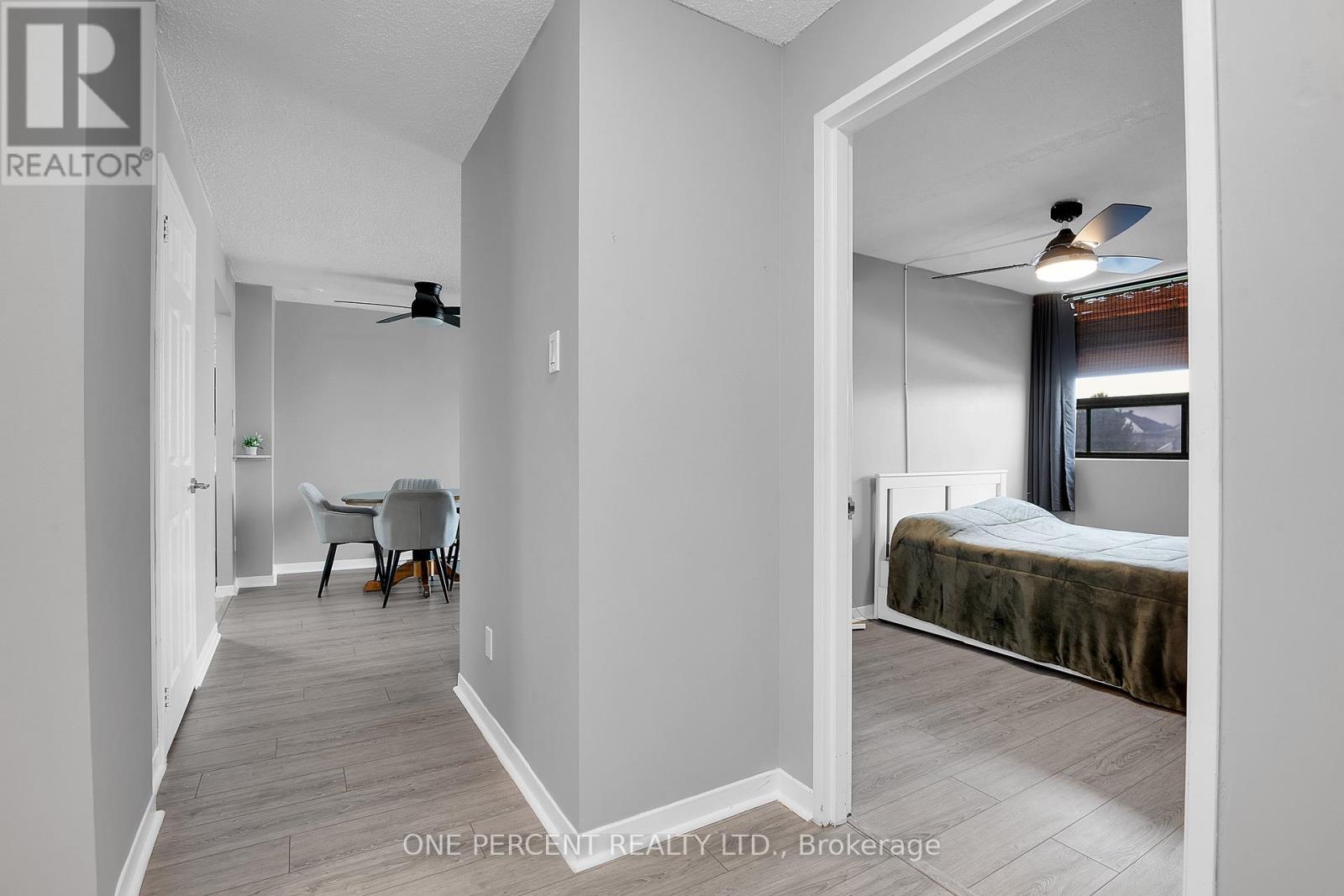 204 - 1440 Heron Road, Ottawa, Ontario  K1V 0X2 - Photo 8 - X12149647