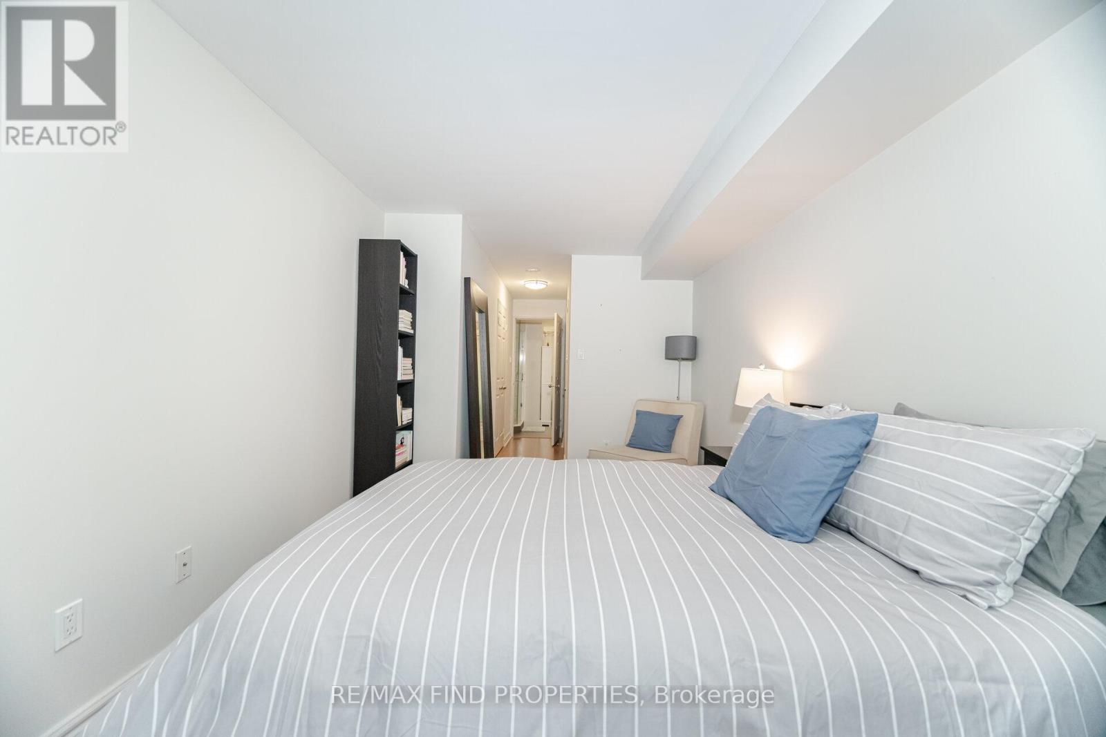 704 - 33 University Avenue, Toronto, Ontario  M5J 2S7 - Photo 28 - C12148332