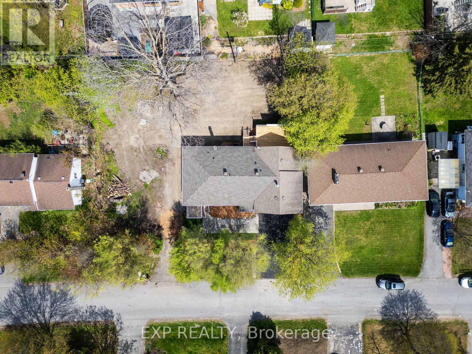 23 Harris Place, Ottawa, Ontario  K2G 2P3 - Photo 32 - X12146891
