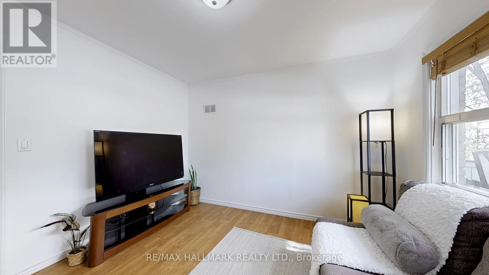 41 Macdonald St Street, Toronto, Ontario  M8V 1Y3 - Photo 12 - W12149634