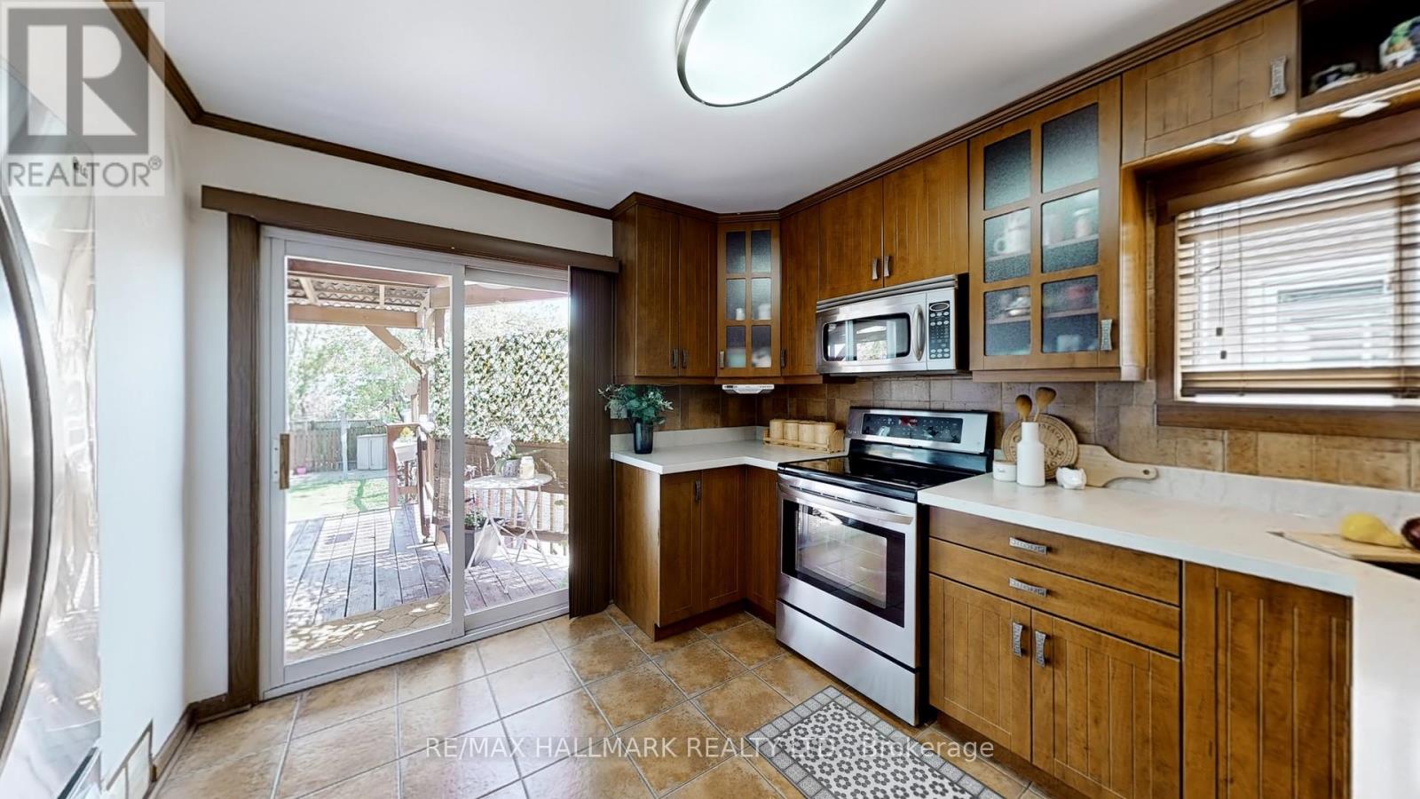 41 Macdonald St Street, Toronto, Ontario  M8V 1Y3 - Photo 16 - W12149634