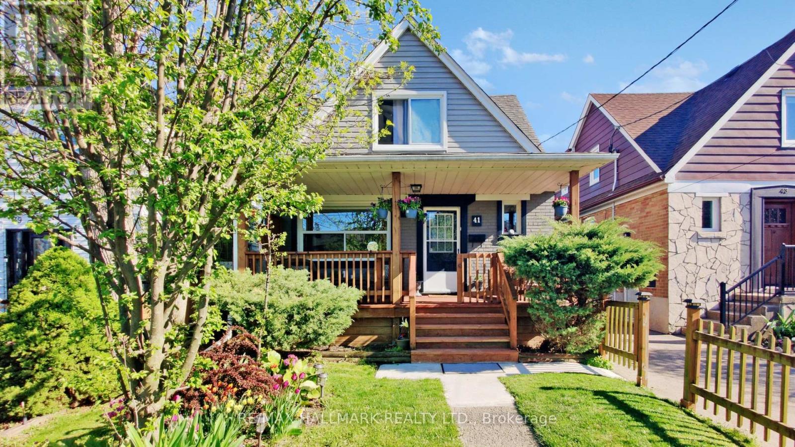 41 Macdonald St Street, Toronto, Ontario  M8V 1Y3 - Photo 2 - W12149634