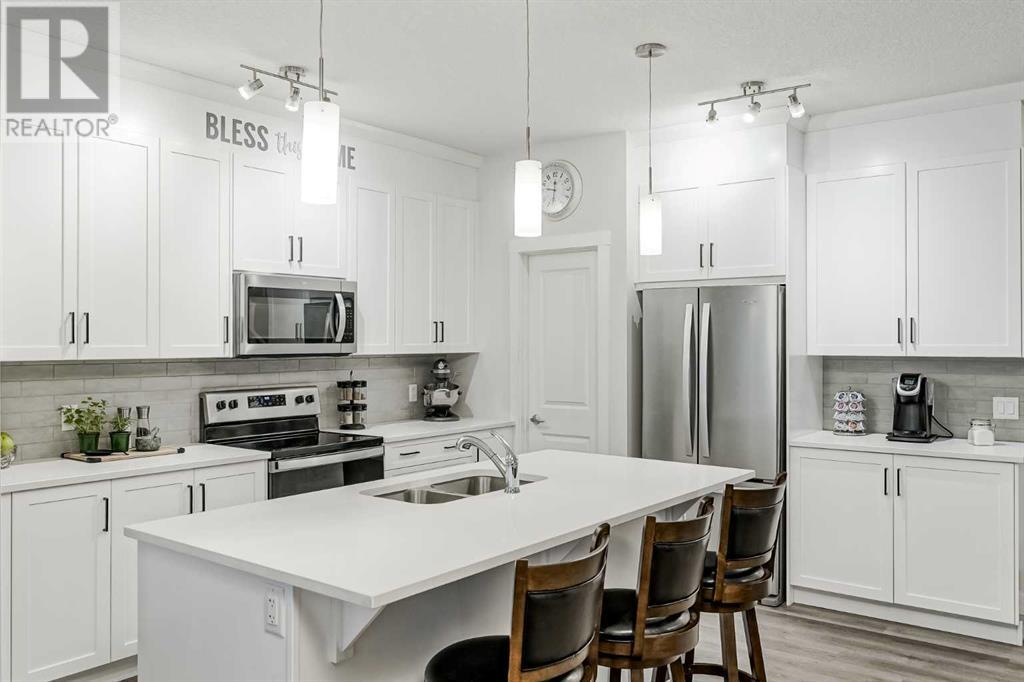 Property at 225 Sage Bluff Rise NW image 2