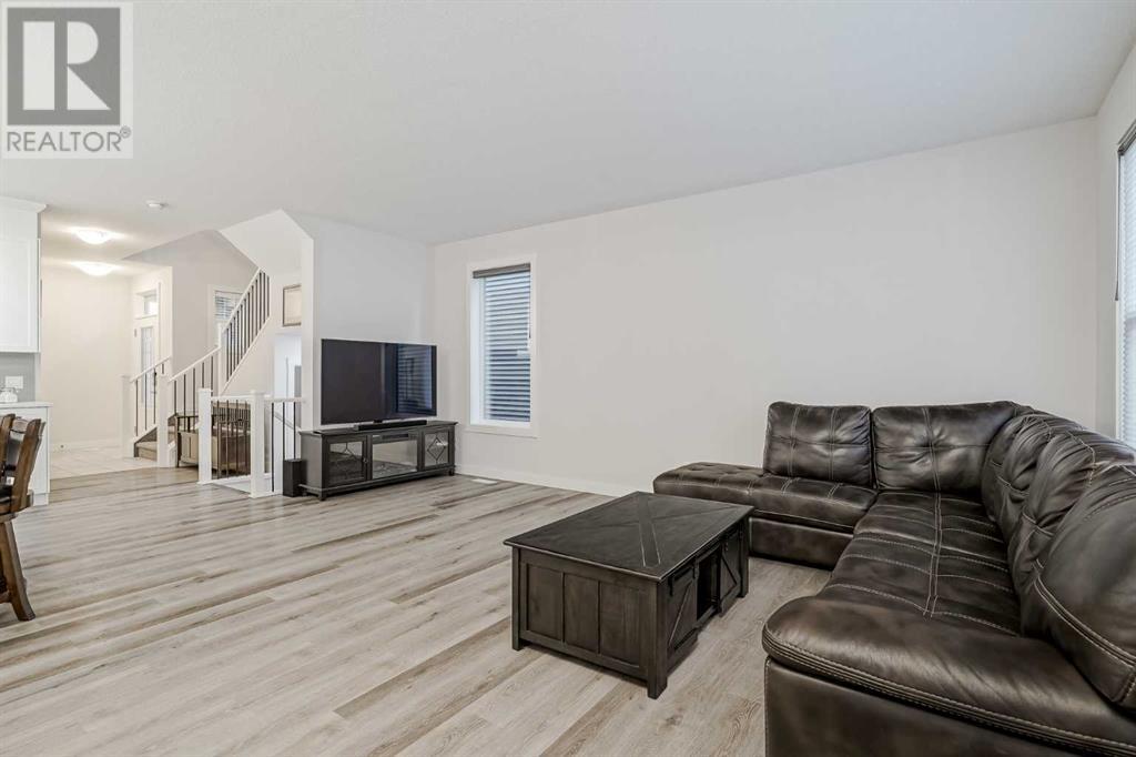 225 Sage Bluff Rise Nw, Calgary, Alberta  T3R 1W2 - Photo 11 - A2203044
