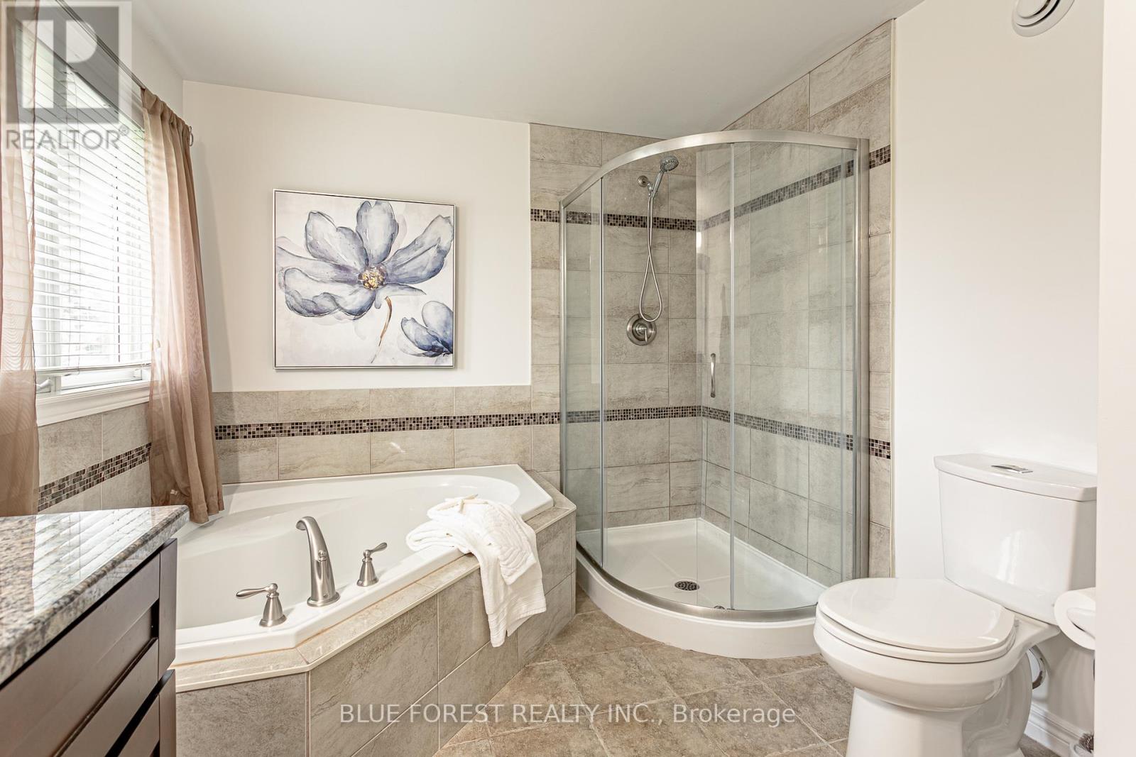 49 Parkview Drive, Thames Centre, Ontario  N0L 1G2 - Photo 14 - X12149662