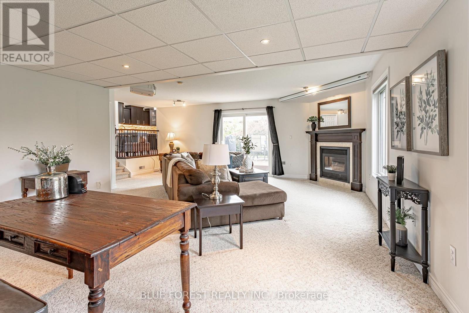 49 Parkview Drive, Thames Centre, Ontario  N0L 1G2 - Photo 18 - X12149662