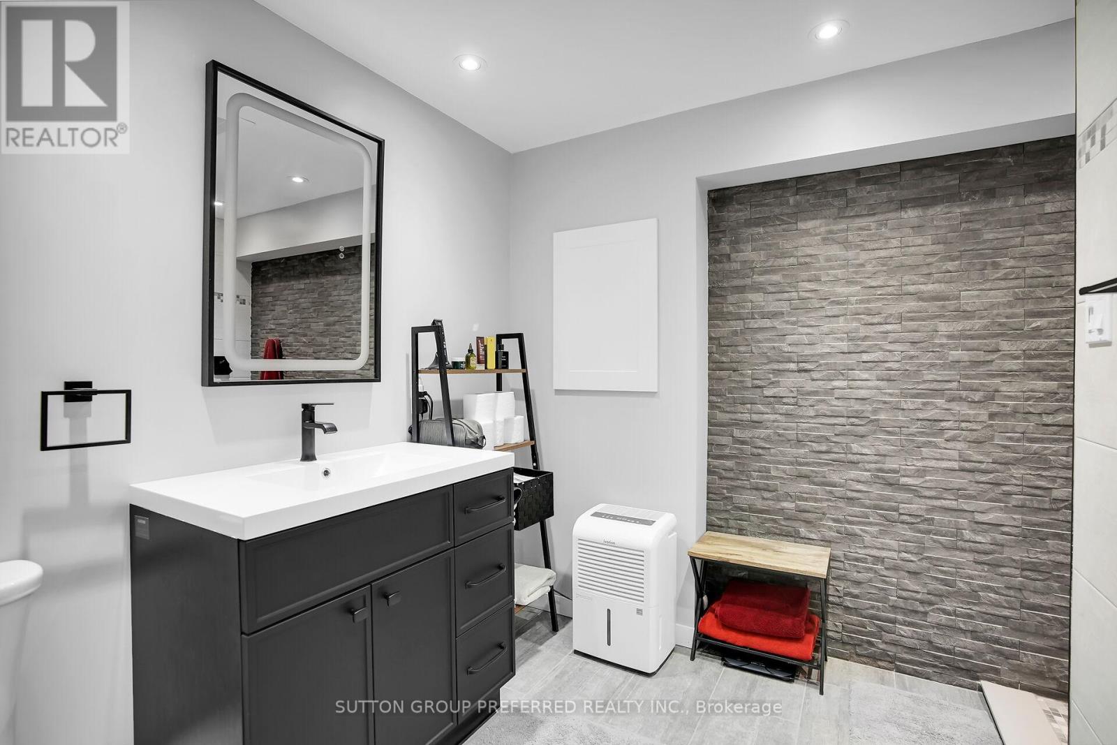 22 - 166 Bonaventure Drive, London East, Ontario  N5V 4Y4 - Photo 25 - X12149685