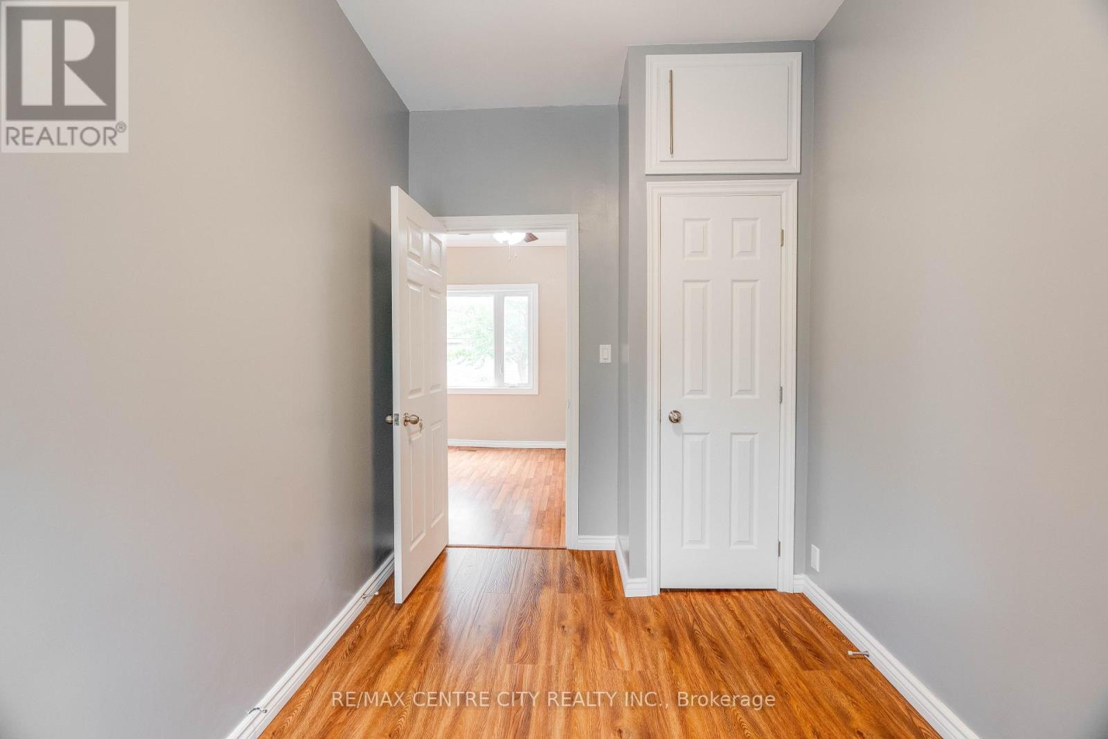 70 Scott Street W, Strathroy-Caradoc, Ontario  N7G 1J4 - Photo 11 - X12149720