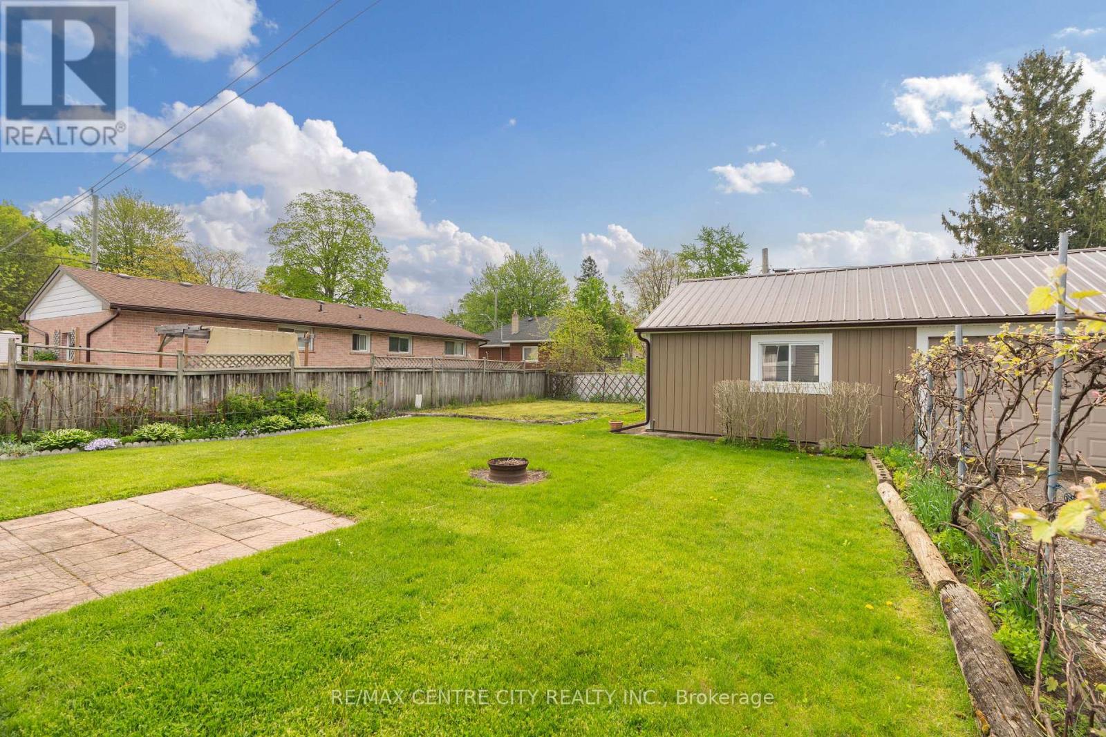 70 Scott Street W, Strathroy-Caradoc, Ontario  N7G 1J4 - Photo 20 - X12149720