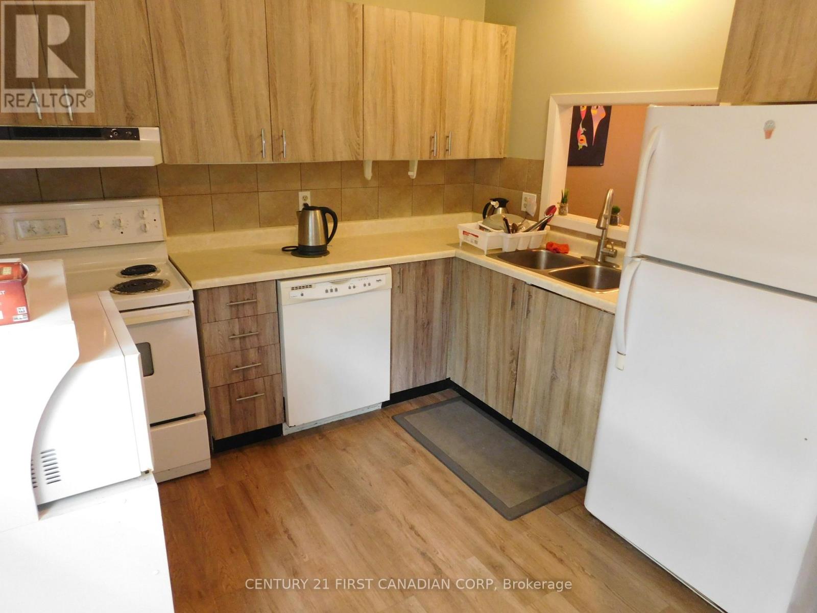 22 - 253 Taylor Street, London East, Ontario  N5Y 2J6 - Photo 6 - X12149741