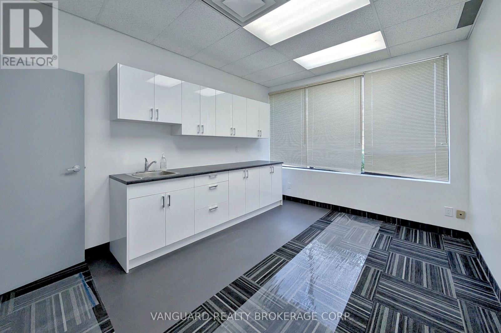 31 - 160 Bradwick Drive, Vaughan (Concord), Ontario  L4K 1K8 - Photo 17 - N9360329