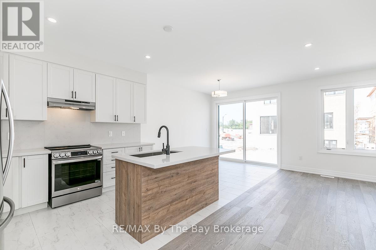 3 Rosanne Circle, Wasaga Beach, Ontario  L9Z 0N4 - Photo 12 - S12149653