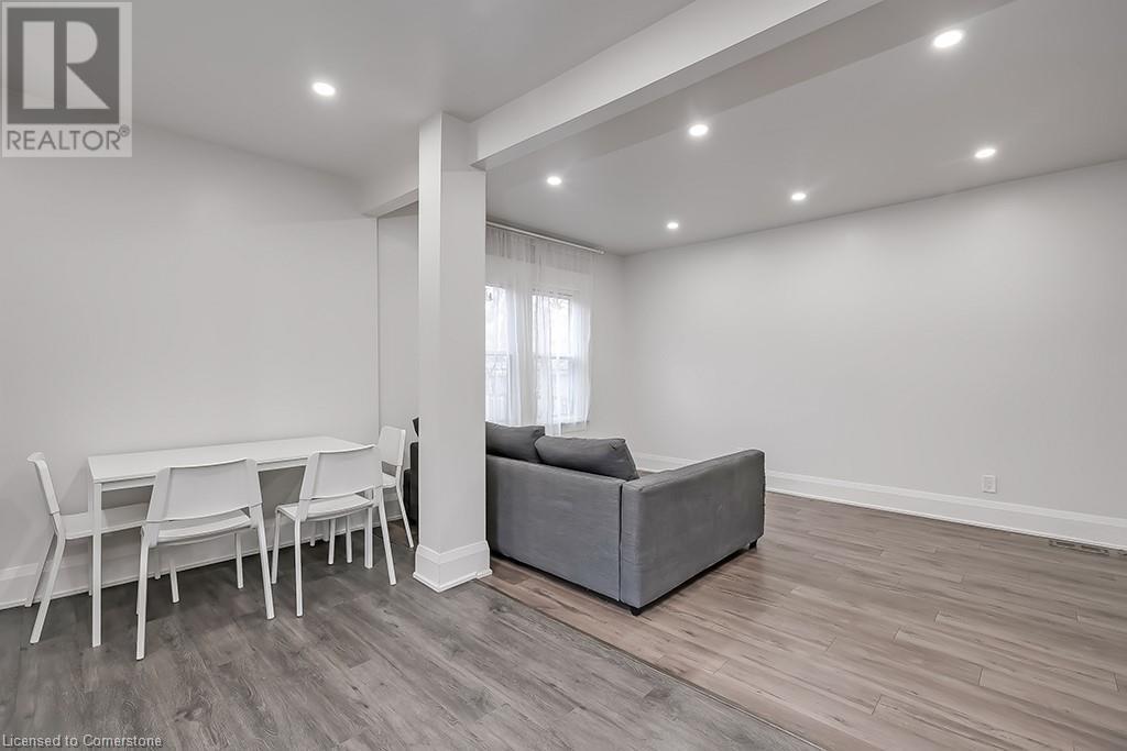 38 Ashford Boulevard Unit# Main, Hamilton, Ontario  L8M 2T8 - Photo 14 - 40727592