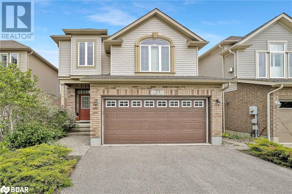 Property at 13 KAYLA Crescent image 1
