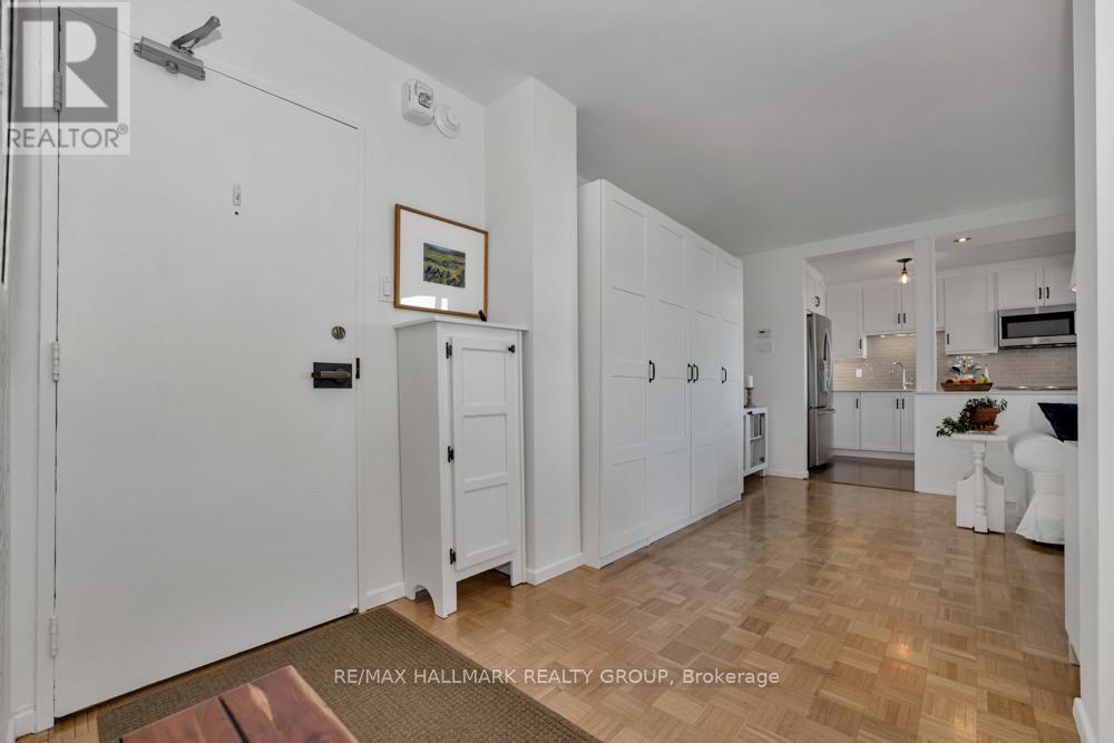 602 - 265 Poulin Avenue, Ottawa, Ontario  K2B 7Y8 - Photo 3 - X12149659