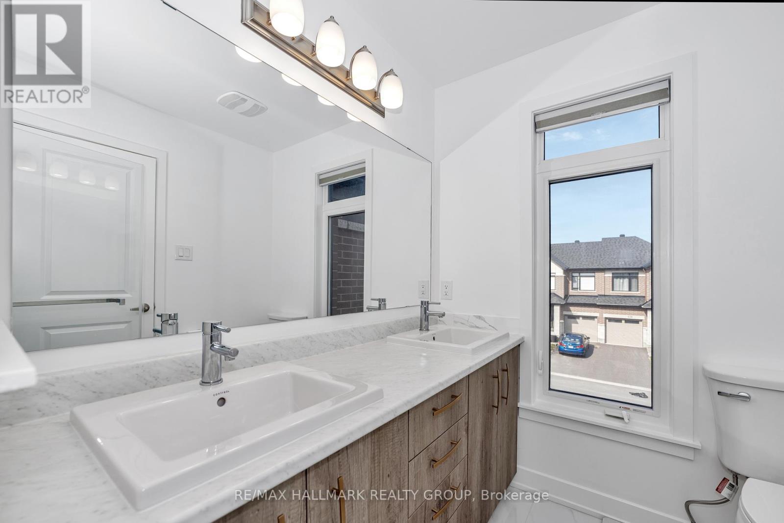635 Rathburn Lane, Ottawa, Ontario  K1T 0V9 - Photo 26 - X12149690